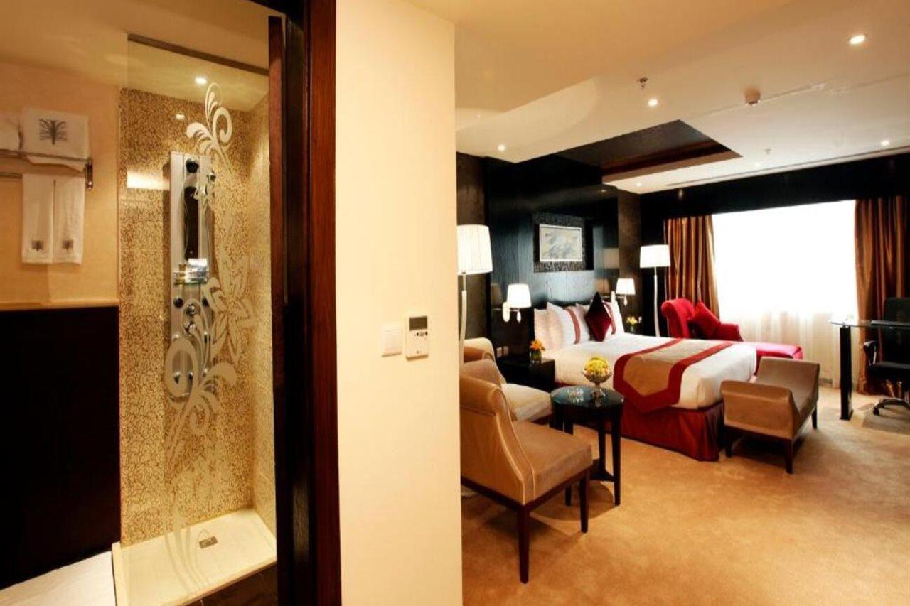 Obaer Hotel Rijád Kültér fotó
